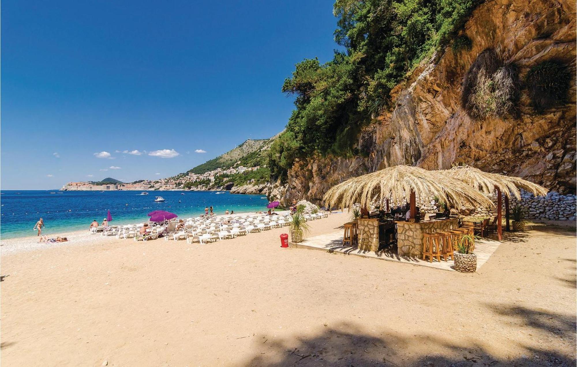 Pet Friendly Apartment In Bosanka With Kitchen Dubrovník Exteriér fotografie